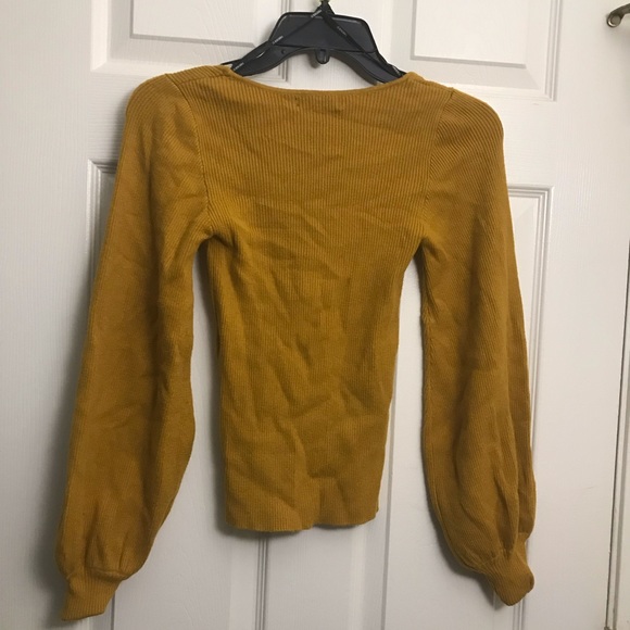 Sweater - Picture 2 of 2